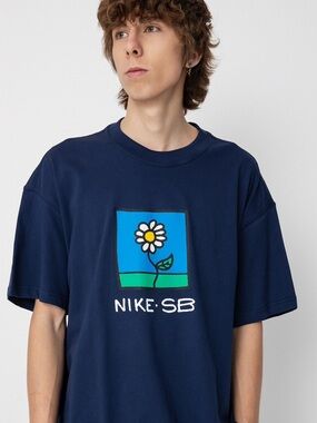 Nike Navy Short-Sleeve Daisy Graphic Tee, NWT